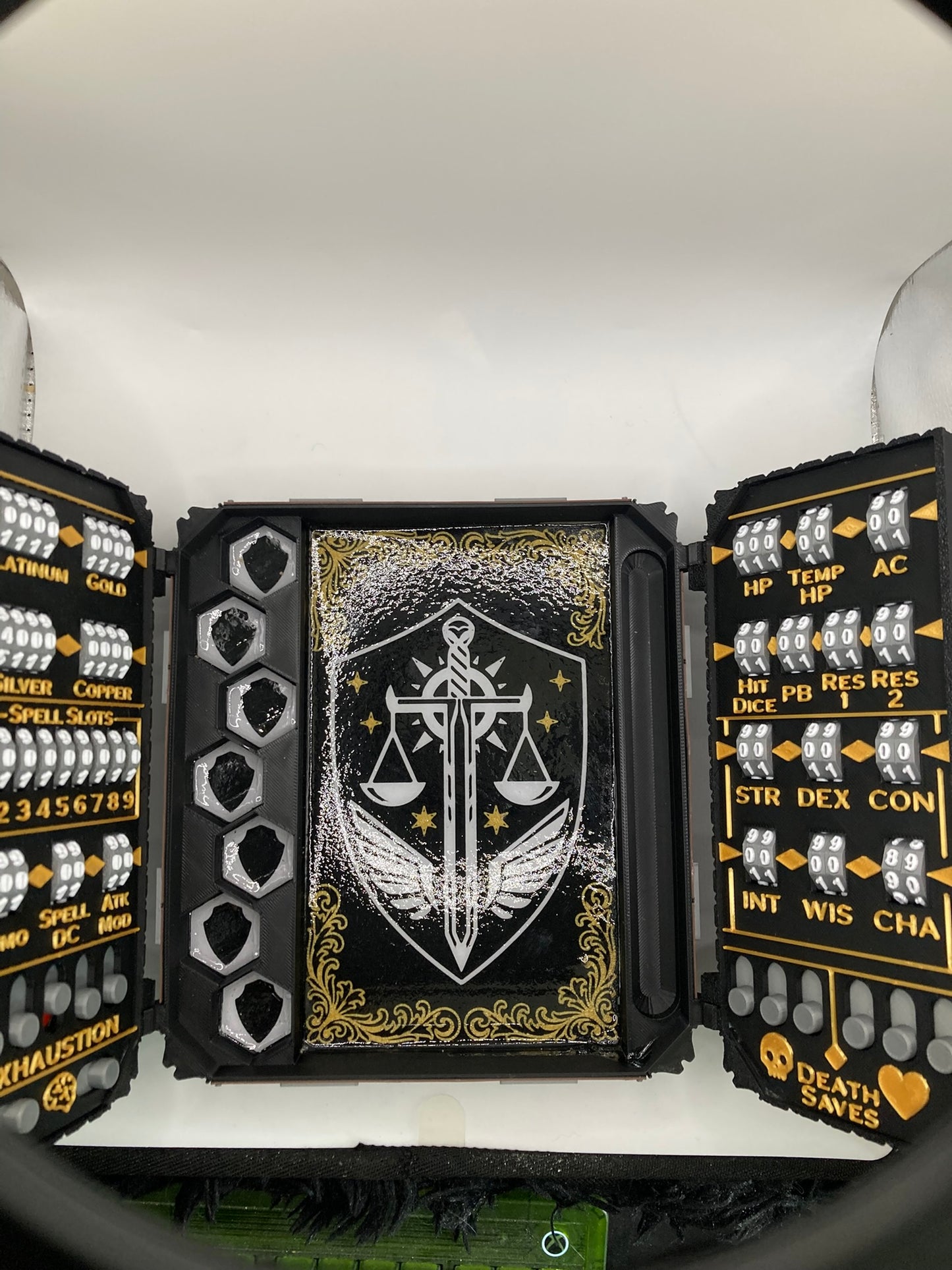 Chest of Superior Tracking - Paladin