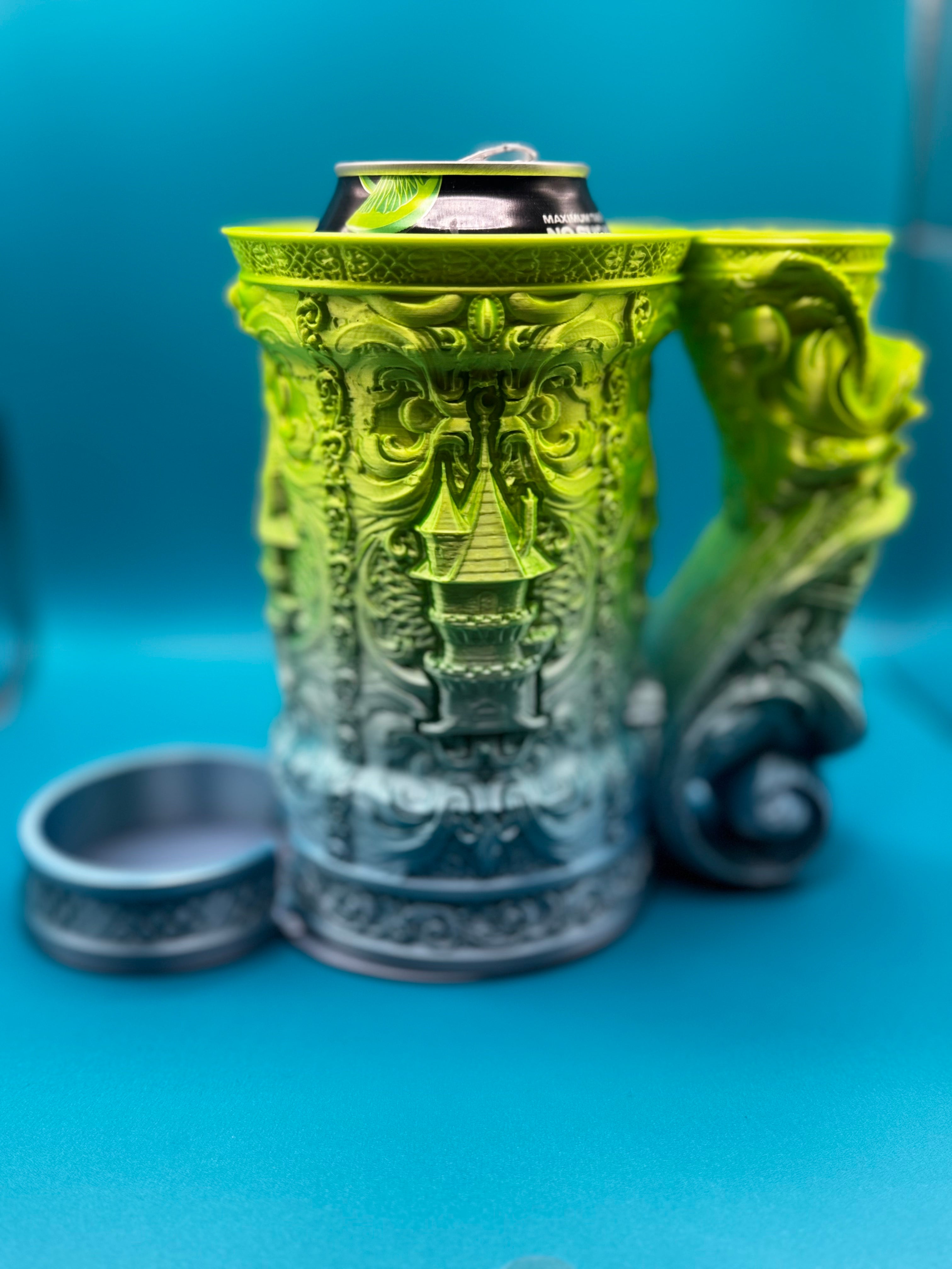 Tankard Dice Tower – Storage + Can Holder